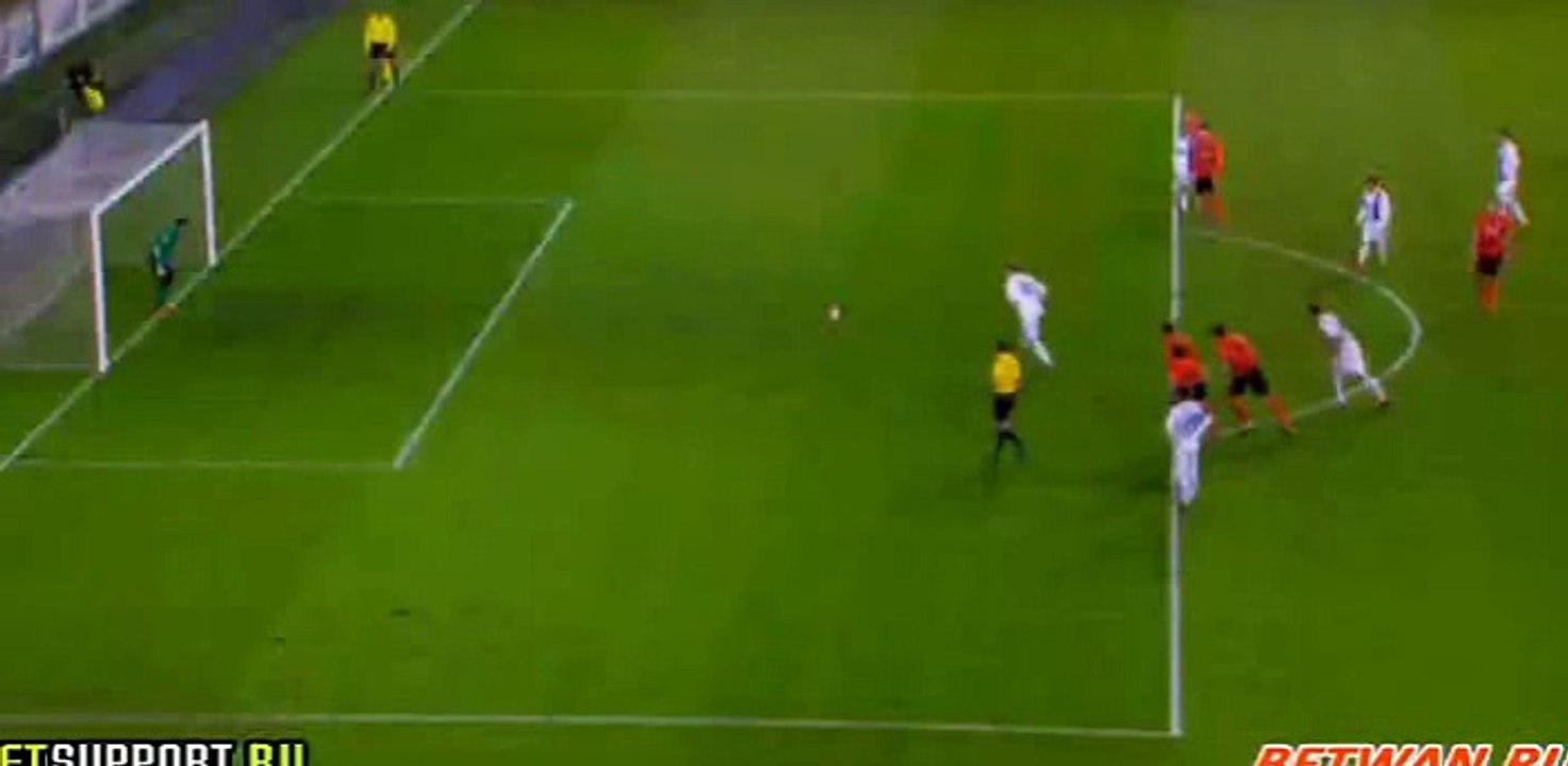 Bezus R. (Penalty) Goal-Dnipro 4 - 1	 Shakhtar-13.03.2016