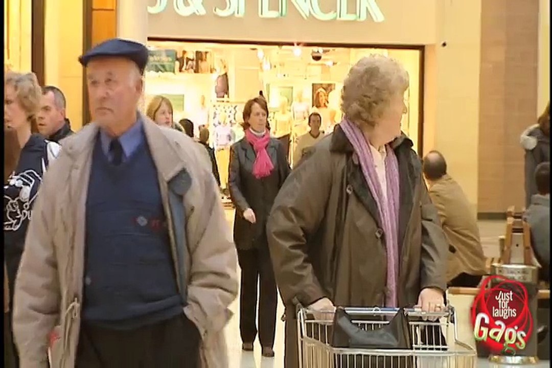 Mannequin Love Prank