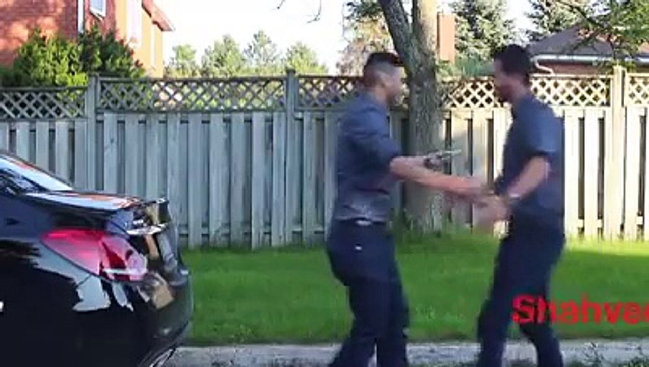 Guys vs Girls on wearing same clothes... -- Zaid AliT