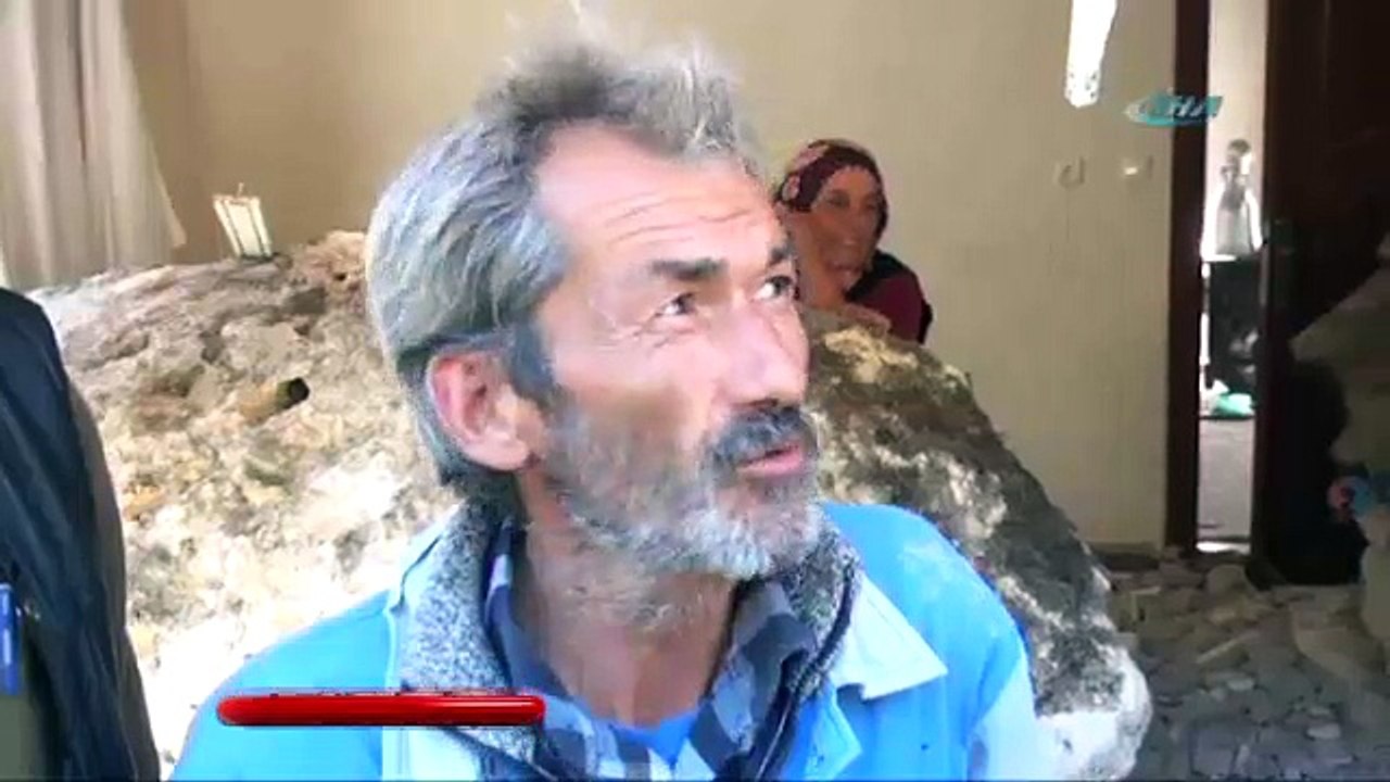 Ağır misafir oturma odasına daldı!