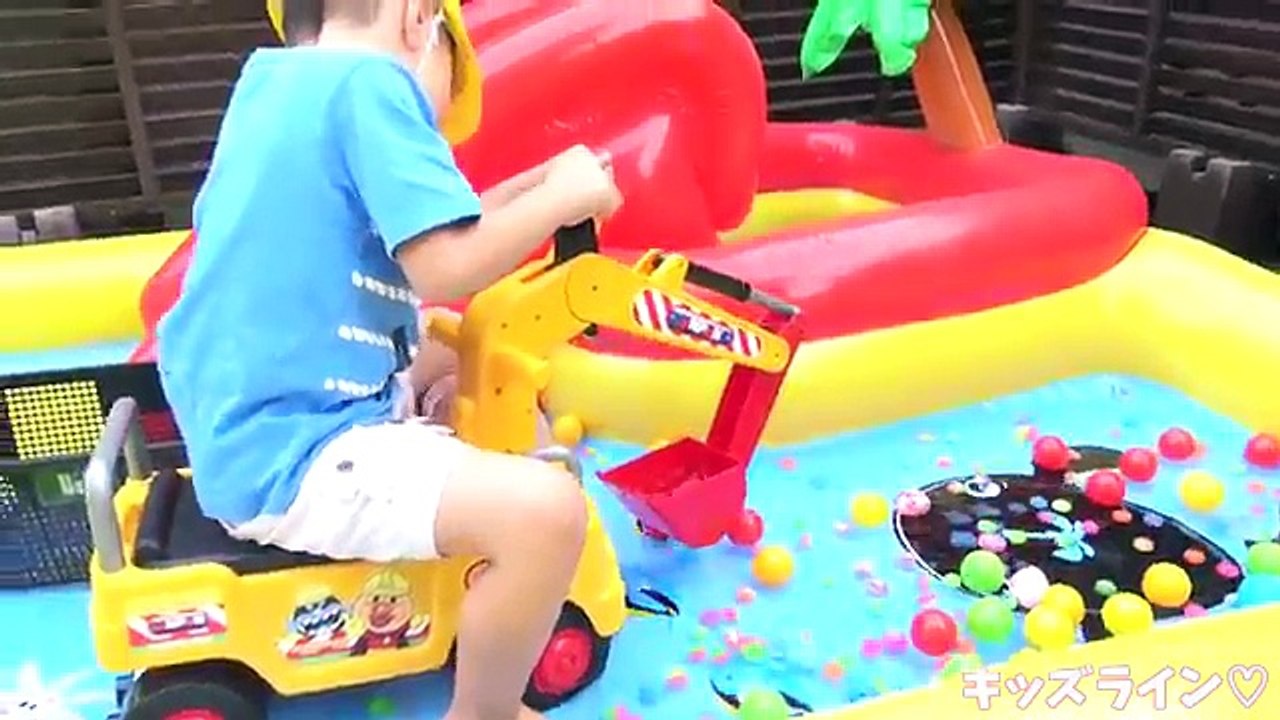 アンパンマン ショベルカー NEW元気シャベルカー 水遊び おもちゃ Anpanman digger Toy