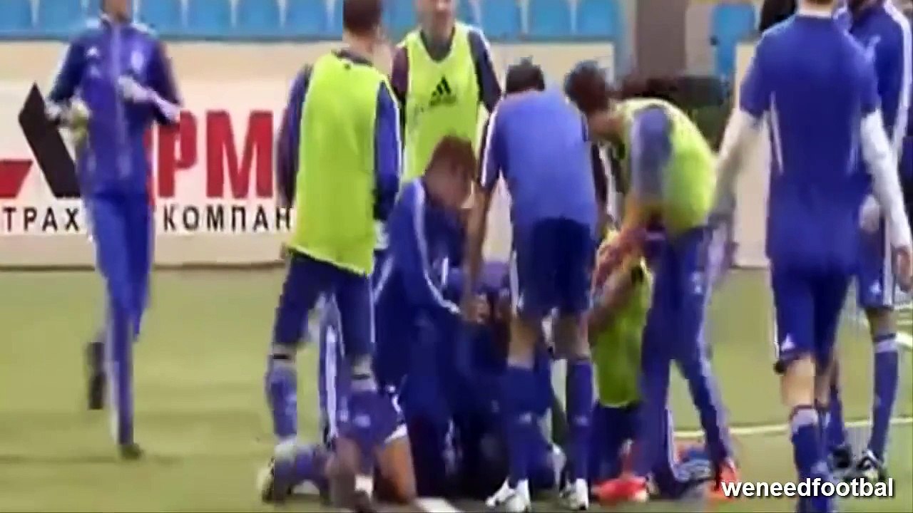 Crazy-Football-Fights-At-Training-The-Best-Football-Fights-During-Training-sessionsHD-720p