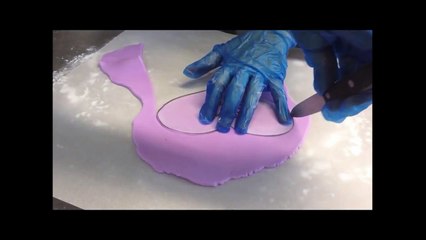 Using Fondant - Cake 2 The Rescue U-BAKE