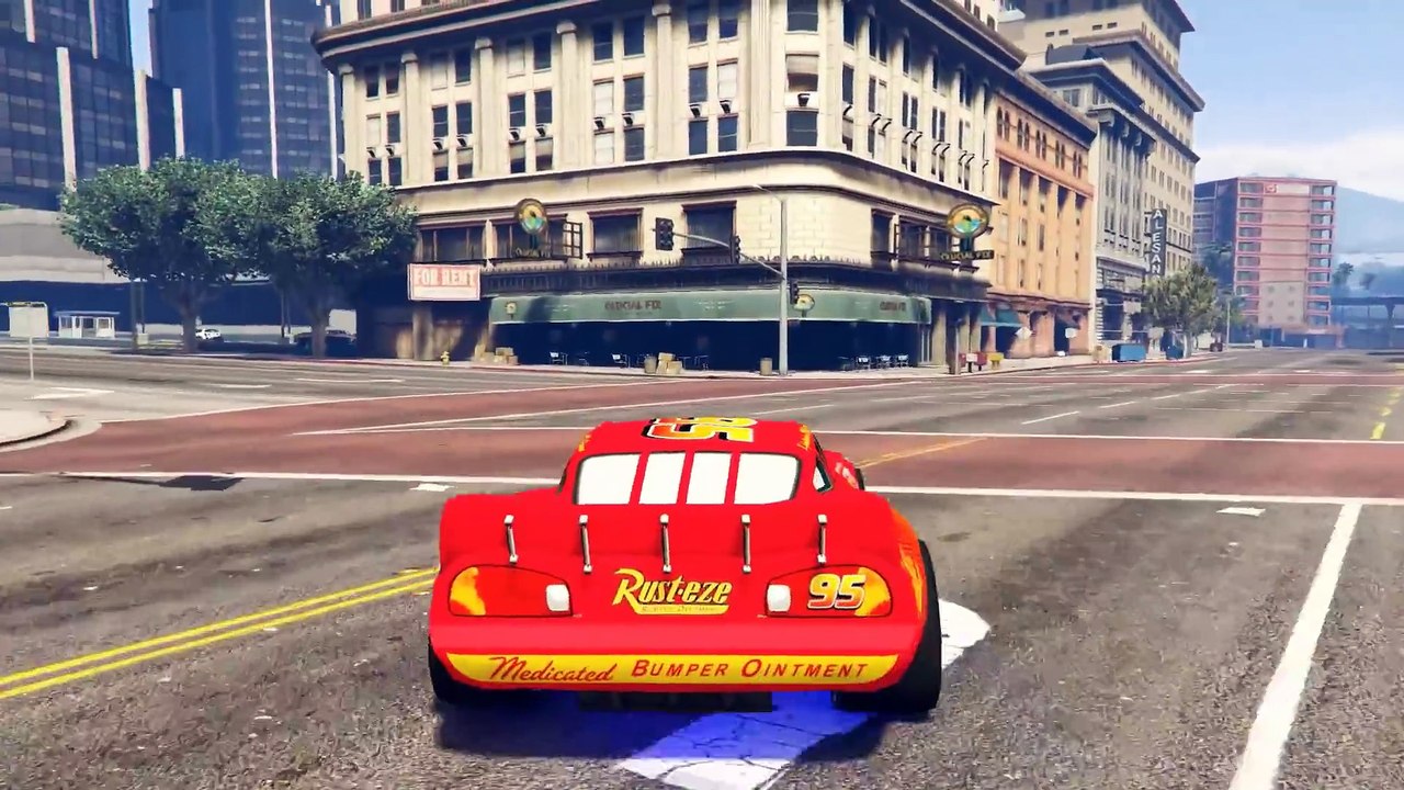 Superman Flash McQueen Disney Pixar Cars 2 Dessin animé en Francais