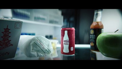 Hulk vs. Ant-Man - Coca-Cola_ Coke Mini