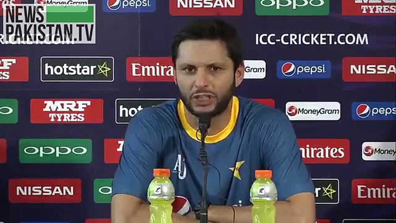 Shahid Afridi give statement Indian give more love then Pakistan
