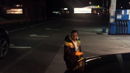 Köksal Baba Alman Hayranına Saldırdı-2016