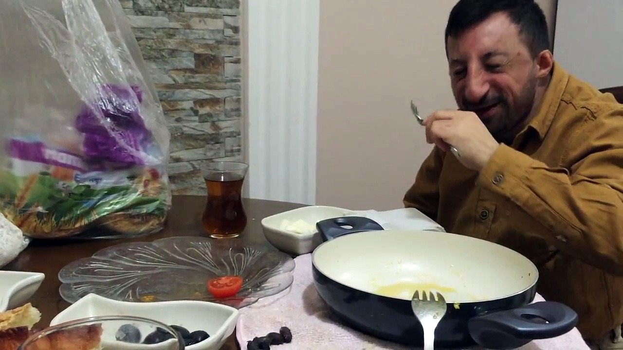 Köksal Baba Kahvaltı Sohbeti