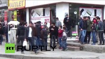 Türkei - Krieg gegen Kurden: Polizei macht mit Wasserwerfern Jagd auf Demonstranten in Diyarbakir