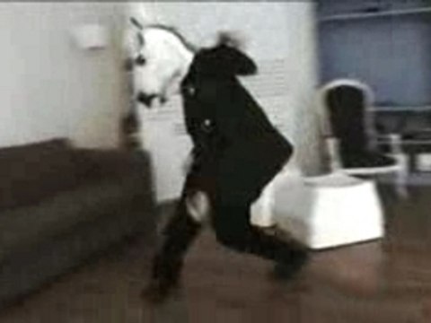 Heaven - LipDub - Undone - Weezer (in Paris)