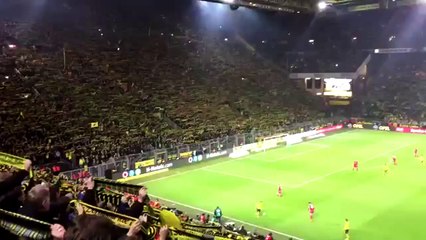 Dortmund : un supporter décède, la réaction du stade est énorme...