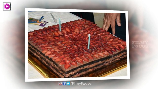 Aamir Khan 51st Birthday Celebrations - Filmyfocus.com