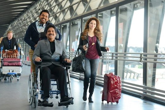 Le remake indien d'INTOUCHABLES : Bande annonce (Oopiri Official Trailer)