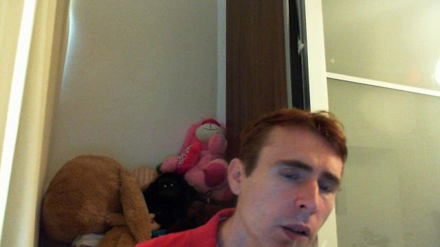 Wiwi égratigne nostalgie de Julio Iglesias