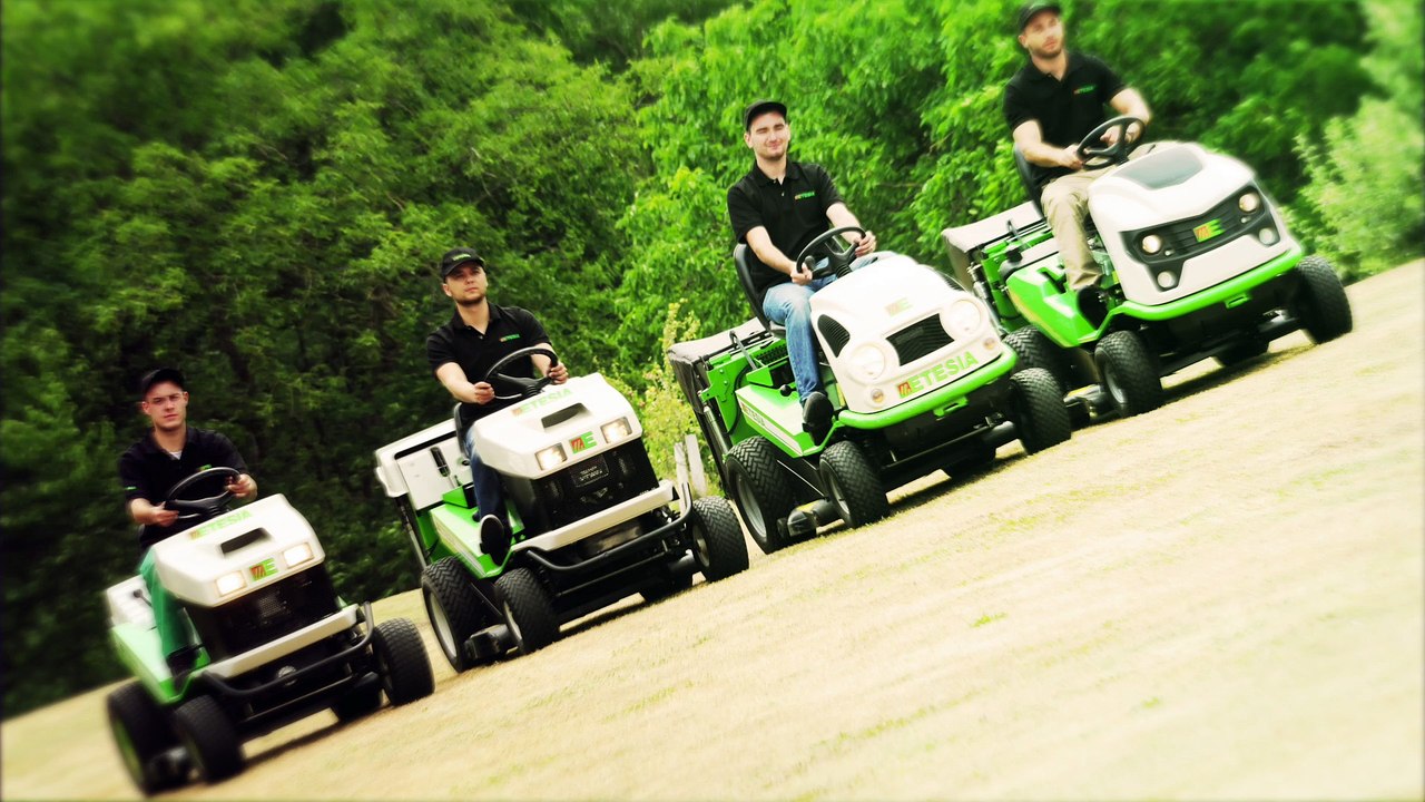 Tondeuse autoportée professionnelle ETESIA hydro 100 III