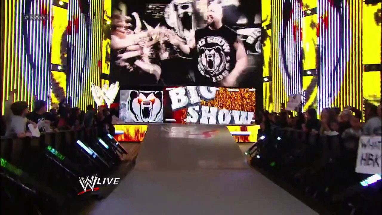 Big Show knocks out Triple H in this Exciting WWE Match