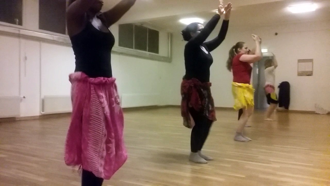 cours Danse Tahitienne 11 mars 2016 /3