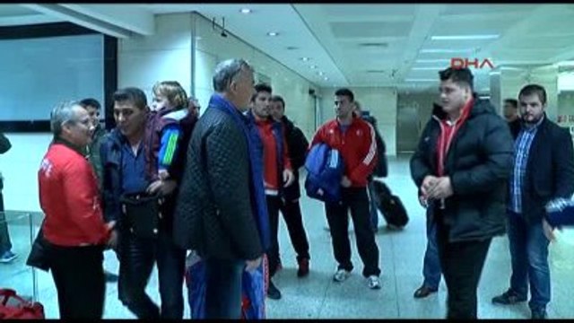 Avrupa Şampiyonu Rıza Kayaalp Yurda Döndü