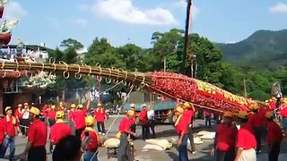 頭城搶孤 2007 Tou-Cheng Climbing Competition