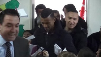 Fenerbahçeli Nani'den Terör Yorumu Bu, Tüm Dünyanın Sorunu