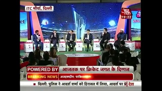 Pakistan Batsman should learn from JAved Miandad, he was biggest Chor of runs - Kapil Dev