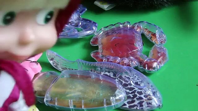 Маша и Медведь. Мишка и Ежик ловят рыбу.