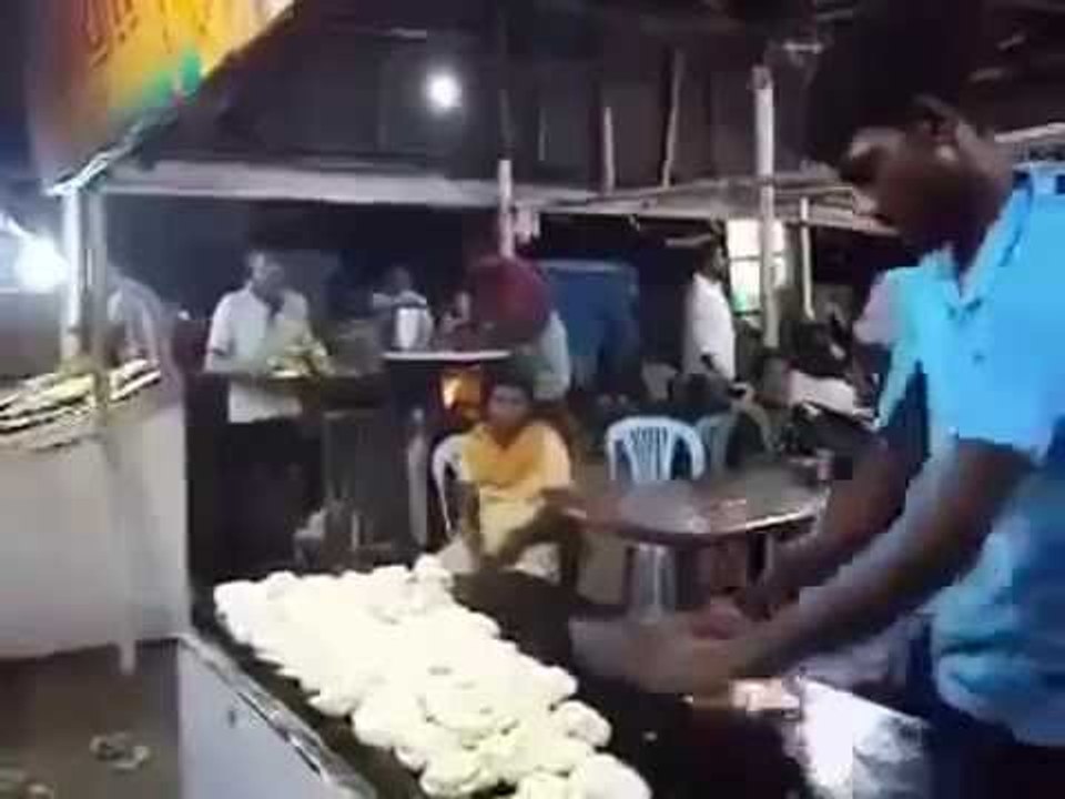 Have you ever seen a baker like this one
