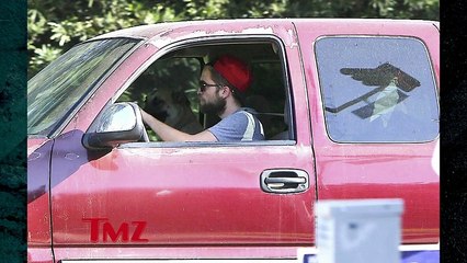 Robert Pattinson Movin Out on Kristen Stewart