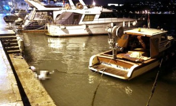 Arnavutköy Sahilde Bir Erkek Cesedi Bulundu