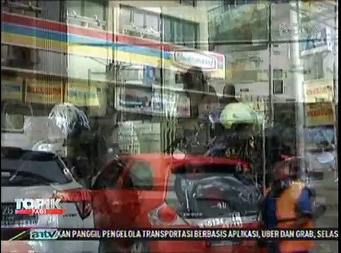 Perampok Unik, Terekam CCTV Gasak Sabun Pembersih Wajah