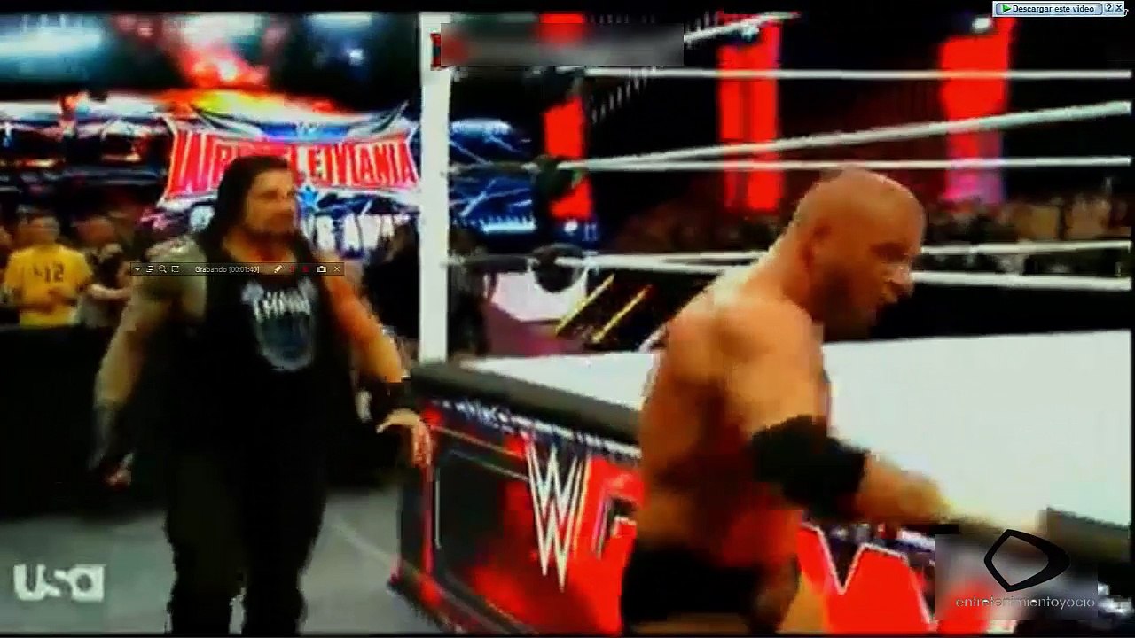 Roman Reigns Sorprende y Destroza a HHH raw 14-03-16