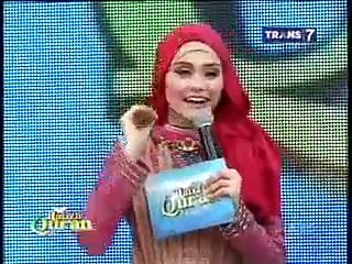 Cute Baby Reciting The Holy Quran