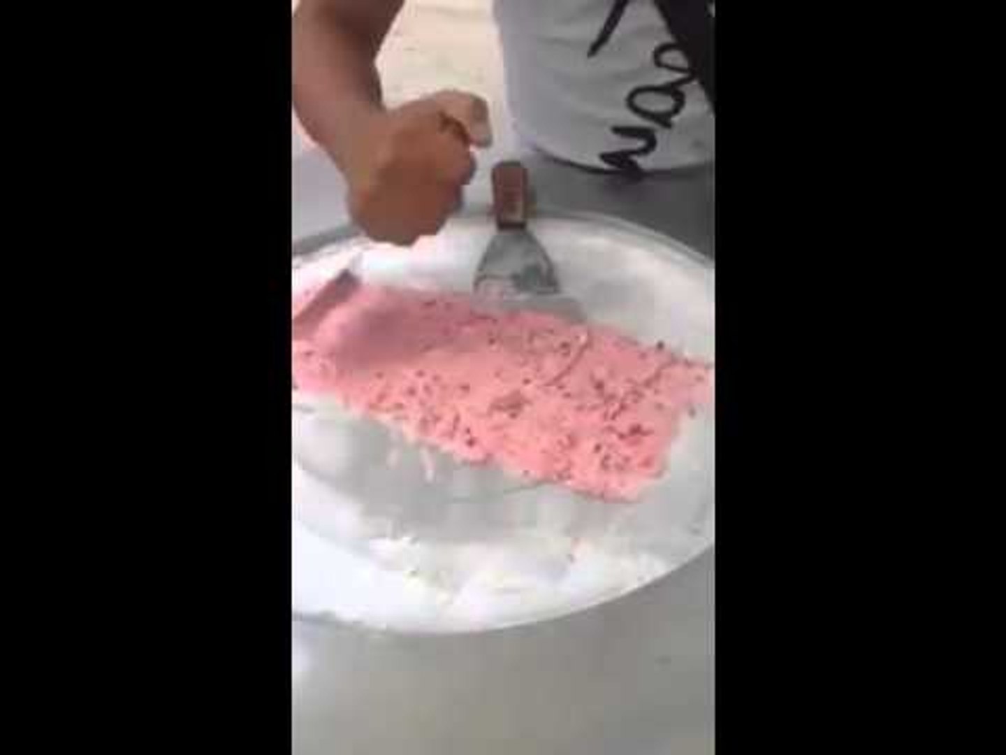 How Ice Cream Is Made In Thailand!