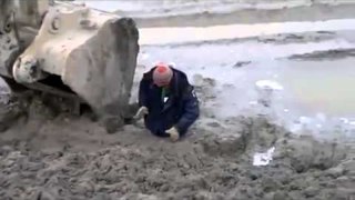 A Man Drowned In The Mud   Meanwhile In Russia