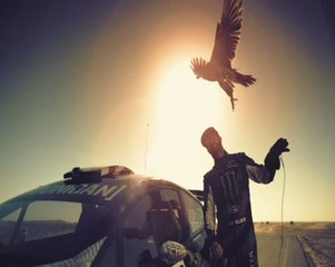 Le pilote américain Ken Block nous dévoile son fameux Gymkhana à Dubaï.