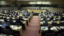 En commission commerce international Marine Le Pen dénonce les traités de libre-échange de l'Union européenne