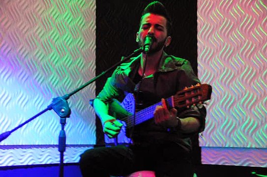 Onur Koç - Divane Aşık Gibi