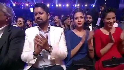 Arijit Singh live perfomance soulfull voice mashup hits best2015