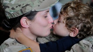 Military mom surprises daughter!!!