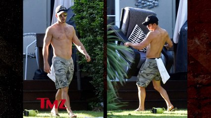 ‘True Blood’ Star Ryan Kwanten Shirtless!