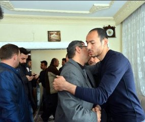 Umut Bulut, Babaevinde Taziyeleri Kabul Etti
