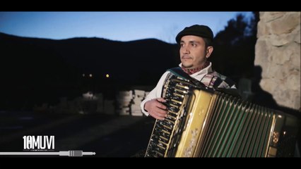 Nuova compagnia soleluna gruppo di tammurriate e musica popolare