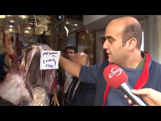 Dev fener balığının içinden çıkan balıklar şaşırttı