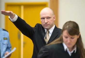 Norveçli Seri Katil Mahkemede Nazi Selamı Verdi