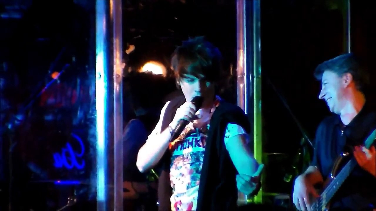 Александр Бон. Концерт в клубе «16 тонн» (Москва, 6.03.2016). Часть 2, кавер-версии (Nina Maslennikova)