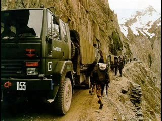 Difference between Pakistan Army and indian army...