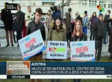Austriacos se manifiestan en contra de albergue para refugiados