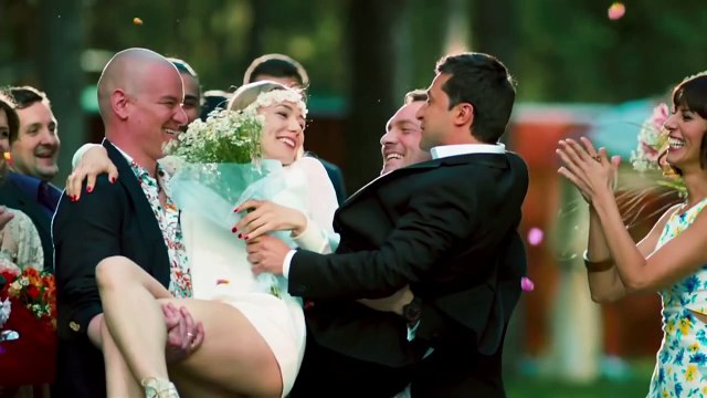 «8 новых свиданий» поздравляют всех с Новым 2015 Годом