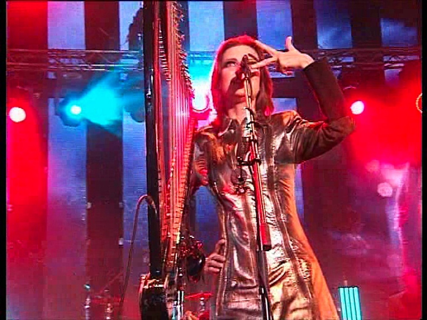 Deep purple stormbringer 1974. Мельница ай волна. Мора мельница. Мельница мора. Deep purple - stormbringer.