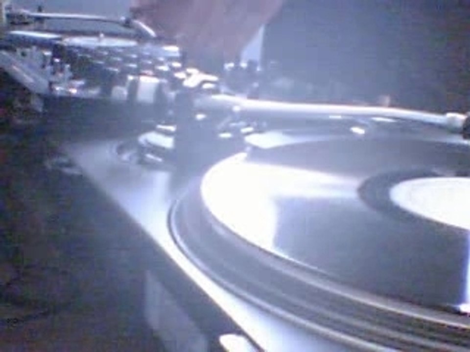 fun house jett mix on the beach